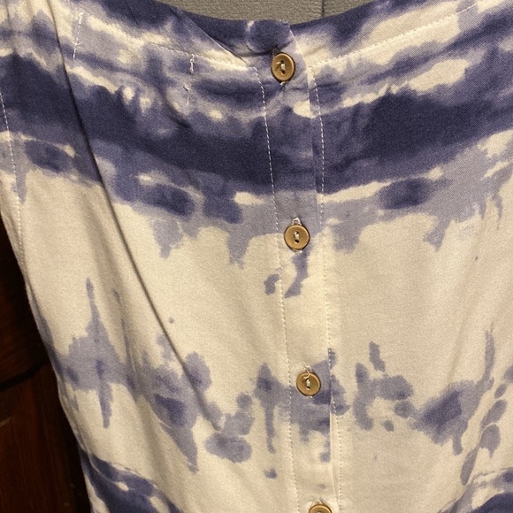 Olive & Oak Tie-Dye Tank Top - Picture 6 of 7